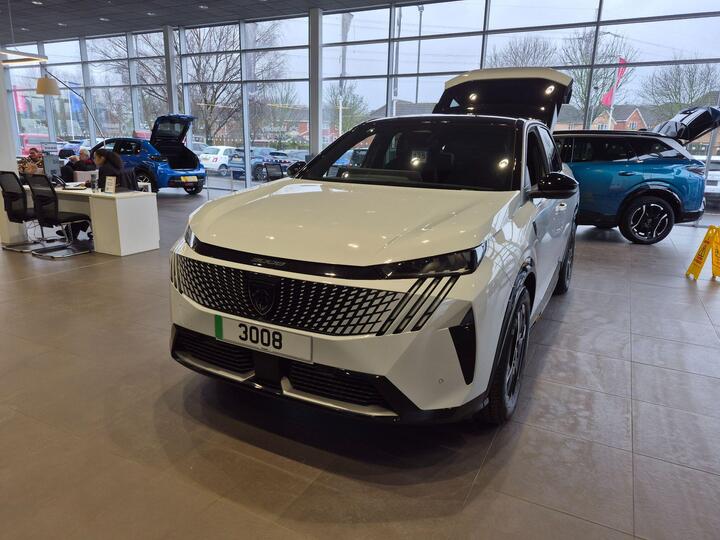 Peugeot E-3008 73kWh GT Auto 5dr