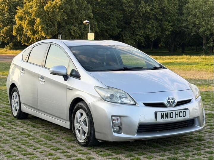 Toyota Prius 1.8 VVT-h T3 CVT Euro 5 (s/s) 5dr