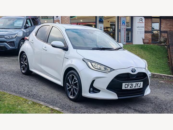 Toyota Yaris 1.5 VVT-h Design E-CVT Euro 6 (s/s) 5dr