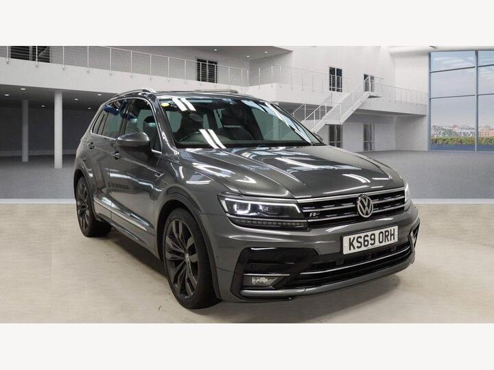 Volkswagen Tiguan 2.0 TDI R-Line Tech DSG Euro 6 (s/s) 5dr