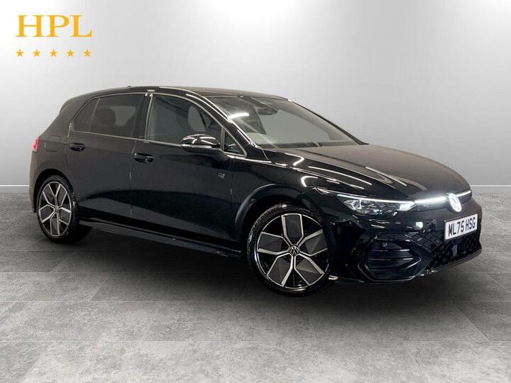 Volkswagen GOLF 1.5 ETSI MHEV Black Edition DSG Euro 6 (s/s) 5dr