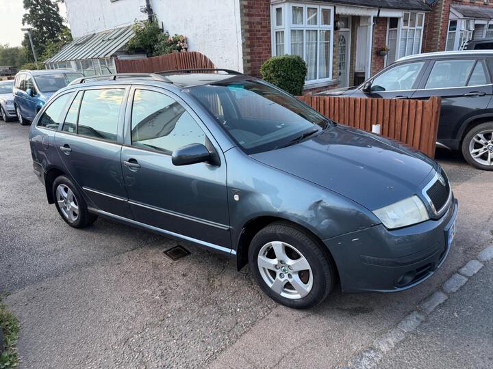 Skoda Fabia 1.4 16V Elegance 5dr