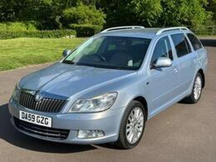 Skoda Octavia 1.8 TSI Laurin & Klement DSG Euro 4 5dr Skoda Octavia 1.8 TSI Laurin & Klement DSG Euro 4 5dr