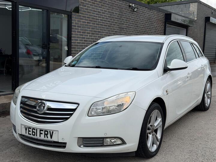 Vauxhall Insignia 2.0 CDTi EcoFLEX SRi Nav Sports Tourer Euro 5 (s/s) 5dr