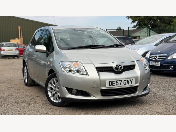 Toyota Auris 1.6 VVT-i TR 5dr