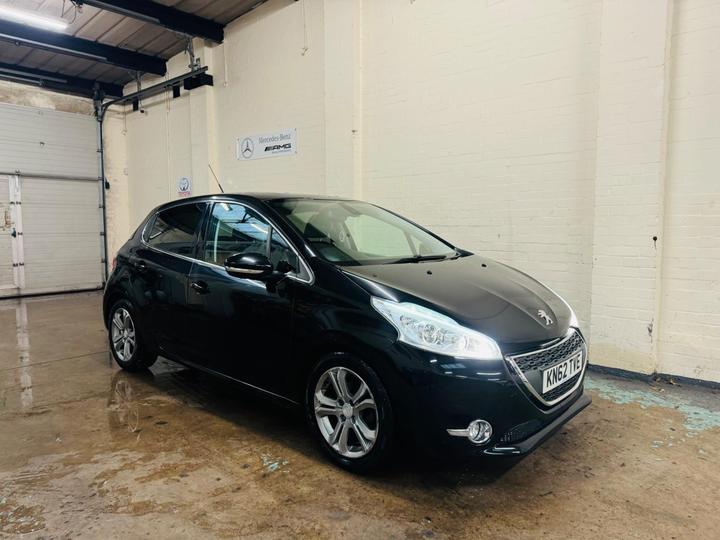 Peugeot 208 1.4 VTi Allure Euro 5 5dr