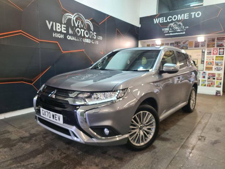 Mitsubishi Outlander 2.4h TwinMotor 13.8kWh Dynamic CVT 4WD Euro 6 (s/s) 5dr