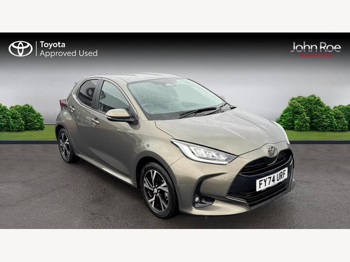 Toyota Yaris 1.5 VVT-h Design E-CVT Euro 6 (s/s) 5dr