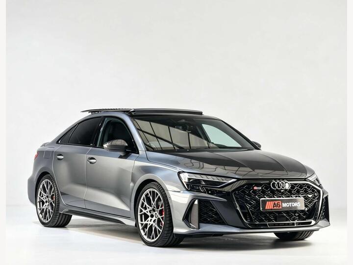 Audi RS3 2.5 TFSI Carbon Vorsprung S Tronic Quattro Euro 6 (s/s) 4dr