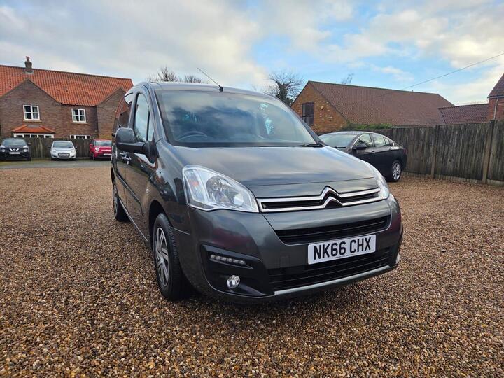 Citroen Berlingo 1.6 BlueHDi Feel Multispace MPV Euro 6 5dr Citroen Berlingo 1.6 BlueHDi Feel Multispace MPV Euro 6 5dr