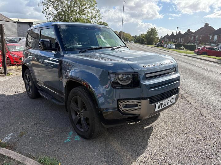 Land Rover Defender 90 3.0 D250 MHEV X-Dynamic HSE Auto 4WD Euro 6 (s/s) 3dr