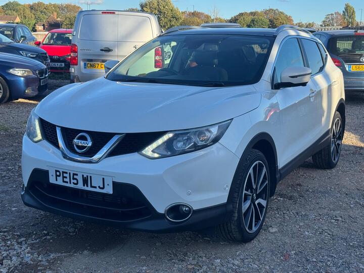 Nissan Qashqai 1.2 DIG-T Tekna XTRON 2WD Euro 5 (s/s) 5dr