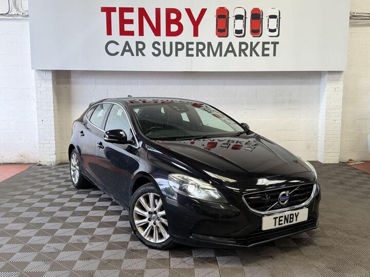 Volvo V40 2.0 D3 SE Lux Nav Euro 5 (s/s) 5dr