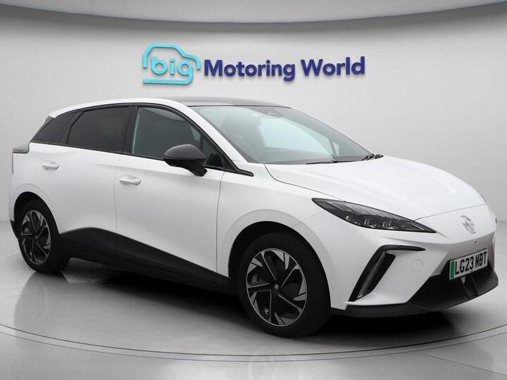 MG MG4 64kWh Trophy Long Range Auto 5dr
