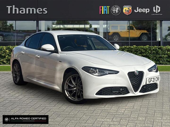 Alfa Romeo Giulia 2.0T Sprint Auto Euro 6 (s/s) 4dr Alfa Romeo Giulia 2.0T Sprint Auto Euro 6 (s/s) 4dr