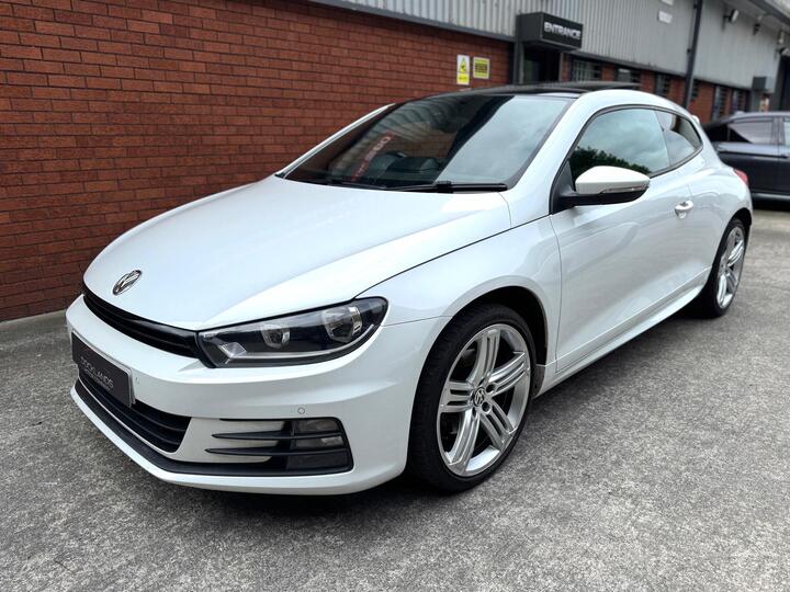 Volkswagen Scirocco 2.0 TDI BlueMotion Tech R-Line DSG Euro 6 (s/s) 3dr Volkswagen Scirocco 2.0 TDI BlueMotion Tech R-Line DSG Euro 6 (s/s) 3dr