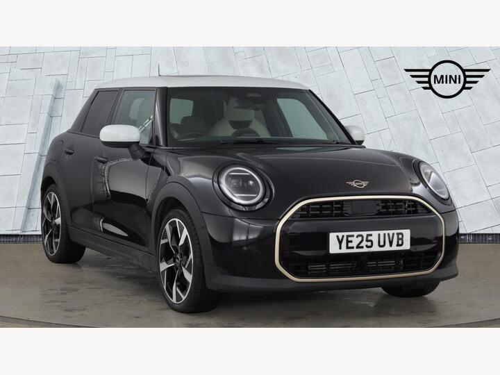 MINI Cooper 1.5C Exclusive Steptronic Euro 6 (s/s) 5dr