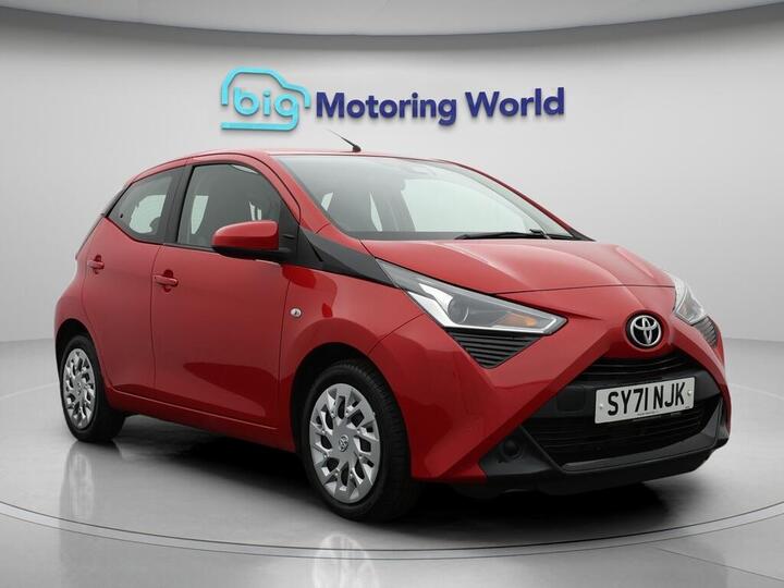 Toyota AYGO 1.0 VVT-i X-play Euro 6 (s/s) 5dr