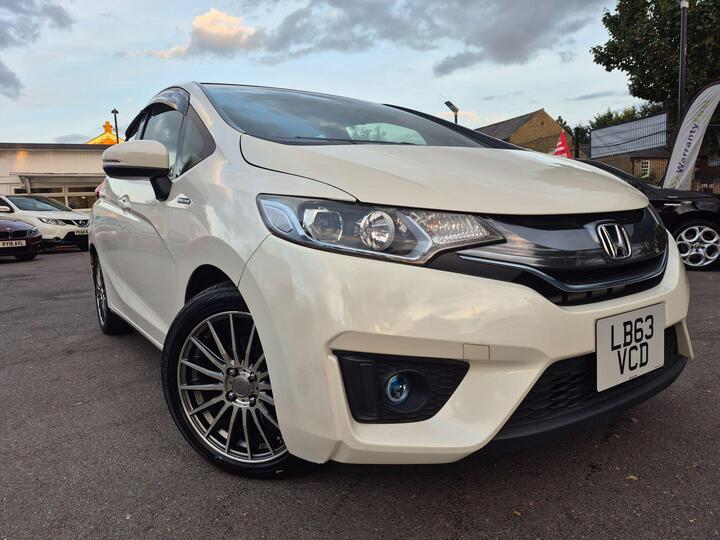 Honda Fit 1.5 Hybrid Premium Package Family Car