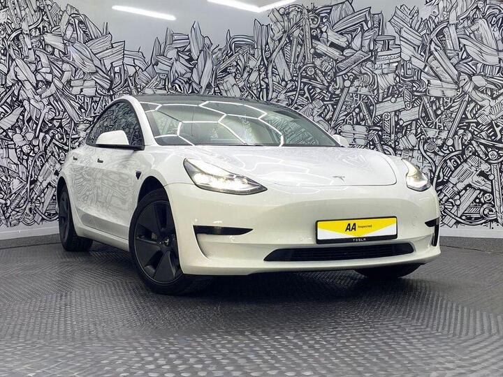 Tesla Model 3 Standard Range Plus Auto RWD 4dr