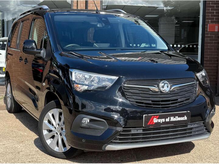 Vauxhall COMBO LIFE 1.5 Turbo D Elite XL MPV Auto Euro 6 (s/s) 5dr Vauxhall COMBO LIFE 1.5 Turbo D Elite XL MPV Auto Euro 6 (s/s) 5dr