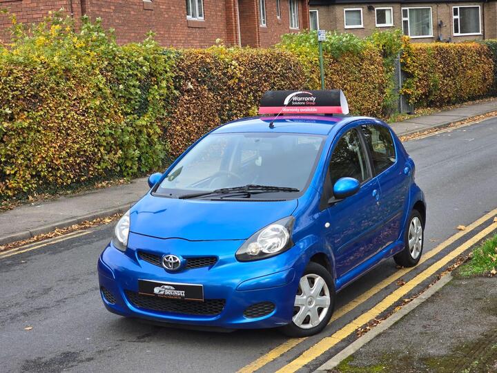Toyota AYGO 1.0 VVT-i Blue Euro 4 5dr Toyota AYGO 1.0 VVT-i Blue Euro 4 5dr