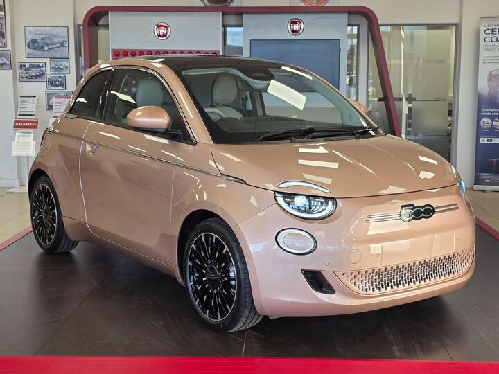 Fiat 500e 42kWh La Prima Auto 3dr