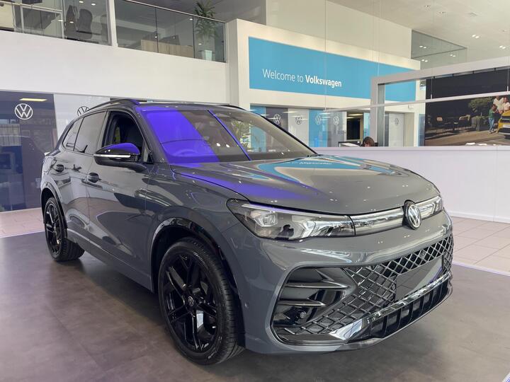 Volkswagen Tiguan 1.5 ETSI MHEV Black Edition DSG Euro 6 (s/s) 5dr