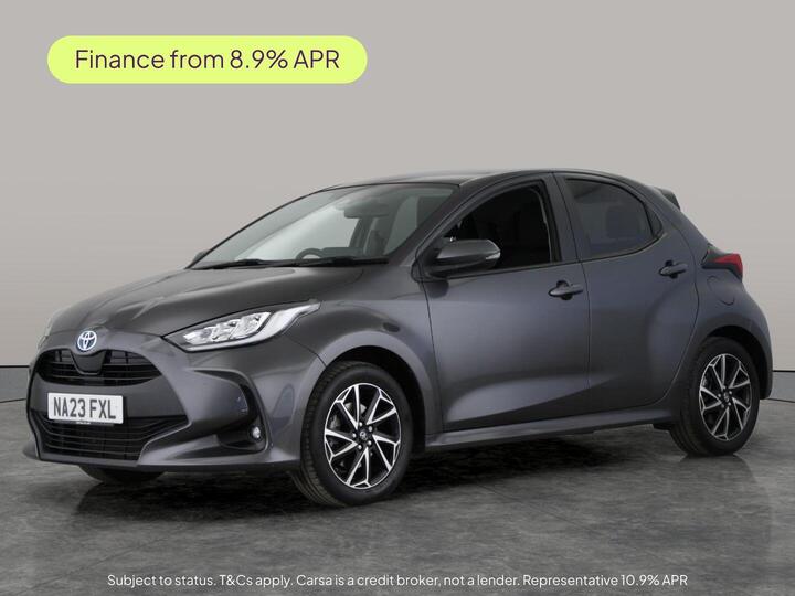Toyota Yaris 1.5 VVT-h Design E-CVT Euro 6 (s/s) 5dr