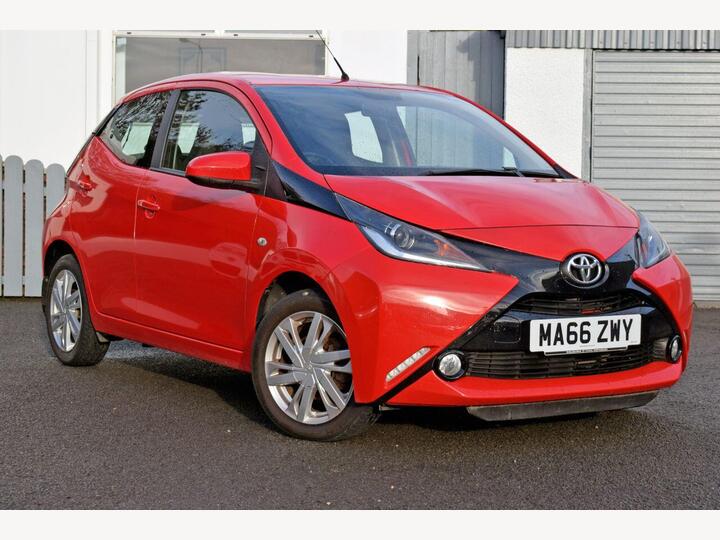 Toyota AYGO 1.0 VVT-i X-pression Euro 6 5dr
