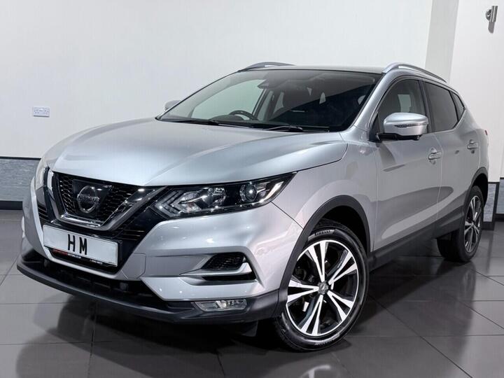 Nissan QASHQAI 1.2 DIG-T N-Connecta Euro 6 (s/s) 5dr