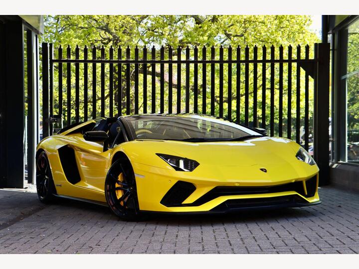 Lamborghini Aventador 6.5 V12 LP 740-4 S Roadster ISR 4WD Euro 6 2dr