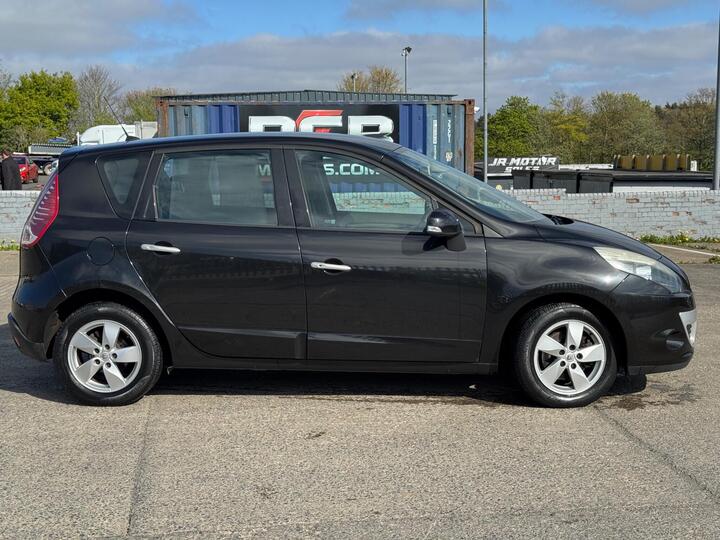 Renault Scenic 1.5 DCi Dynamique TomTom Euro 4 5dr