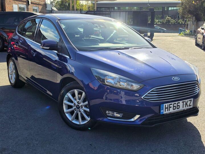 Ford FOCUS 1.0T EcoBoost Titanium Auto Euro 6 (s/s) 5dr
