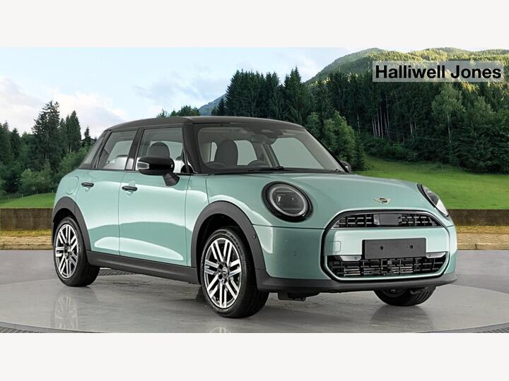 MINI Cooper 1.5C Classic Steptronic Euro 6 (s/s) 5dr