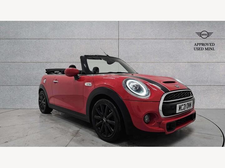 MINI Convertible 2.0 Cooper S Classic Steptronic Euro 6 (s/s) 2dr MINI Convertible 2.0 Cooper S Classic Steptronic Euro 6 (s/s) 2dr