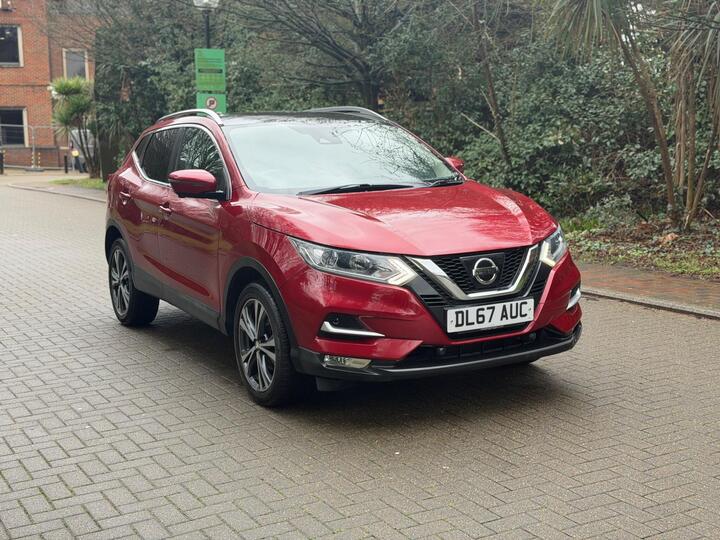 Nissan Qashqai 1.2 DIG-T N-Connecta Euro 6 (s/s) 5dr