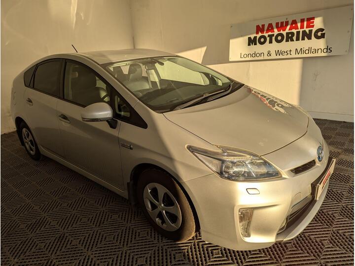 Toyota Prius 1.8 VVT-h CVT Euro 5 (s/s) 5dr Toyota Prius 1.8 VVT-h CVT Euro 5 (s/s) 5dr