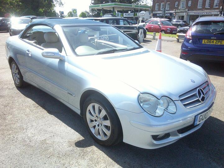 Mercedes-Benz CLK 3.0 CLK280 Elegance Cabriolet 7G-Tronic 2dr Mercedes-Benz CLK 3.0 CLK280 Elegance Cabriolet 7G-Tronic 2dr