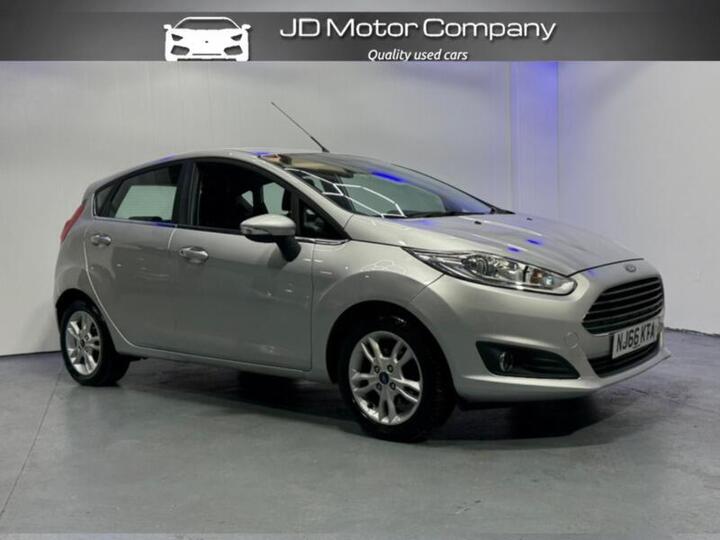Ford Fiesta 1.25 Zetec Euro 6 5dr