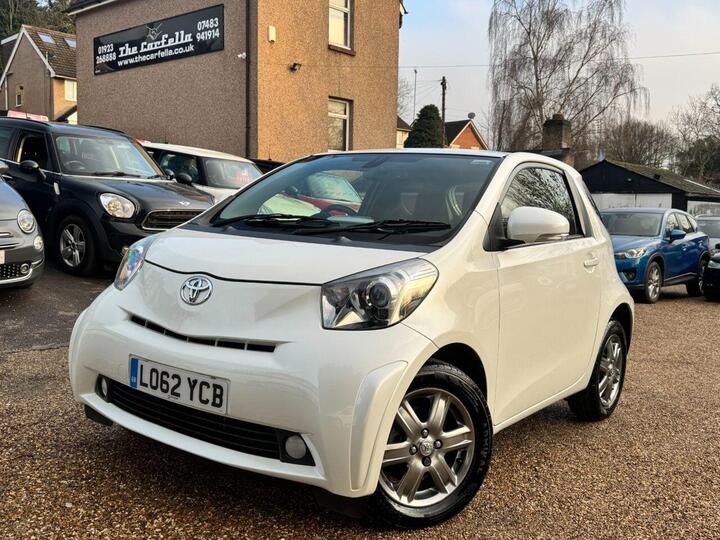 Toyota IQ 1.0 VVT-i 2 Multidrive Euro 5 3dr