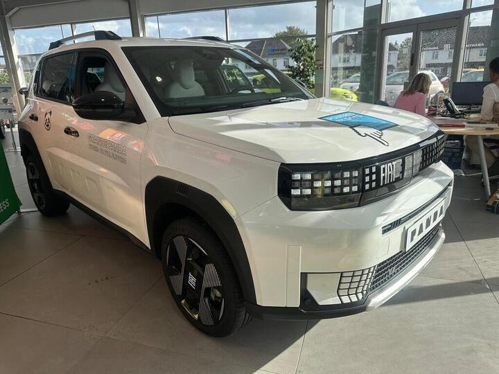 Fiat Grande Panda 44kWh Pop Auto 5dr (11kW Charger)