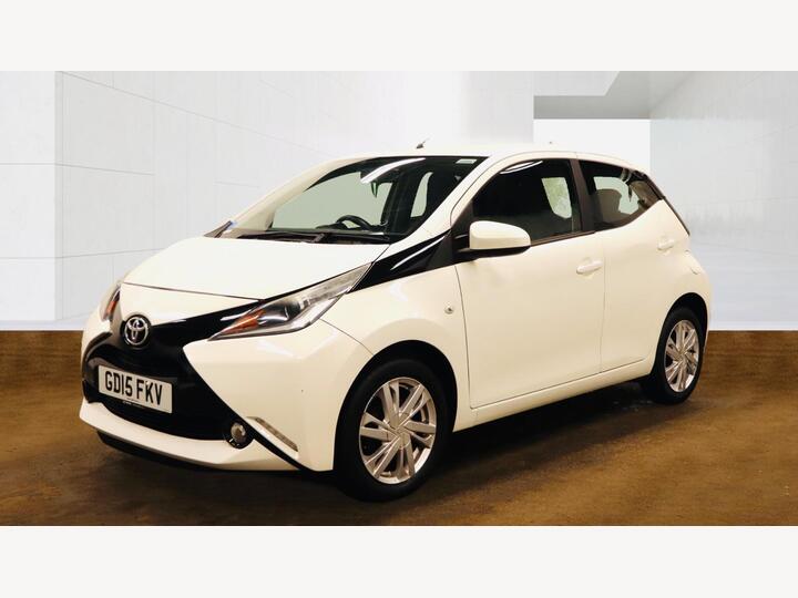 Toyota AYGO 1.0 VVT-i X-pression X-wave Euro 5 5dr Euro 5