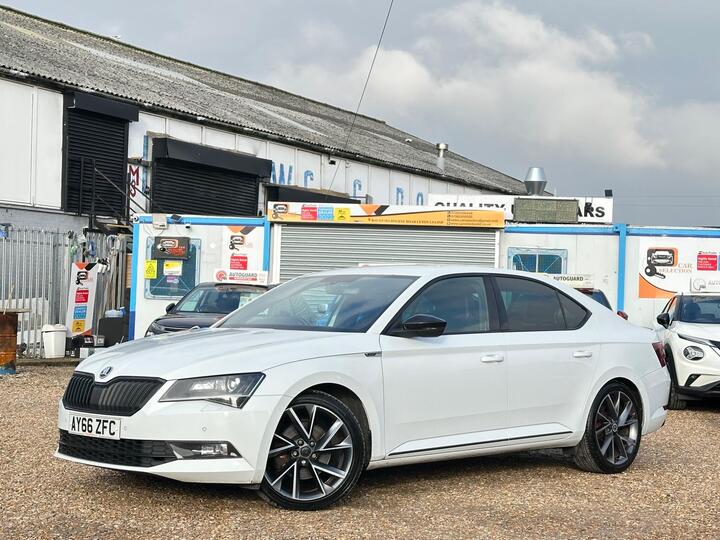 Skoda Superb 2.0 TDI SportLine Euro 6 (s/s) 5dr