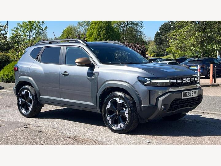 Dacia Duster 1.2 TCe MHEV EXTREME 4WD Euro 6 (s/s) 5dr Dacia Duster 1.2 TCe MHEV EXTREME 4WD Euro 6 (s/s) 5dr