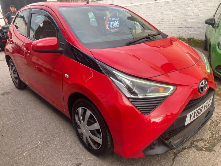 Toyota AYGO 1.0 VVT-i X-play Euro 6 5dr