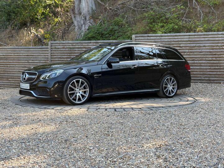 Mercedes-Benz E Class 5.5 E63 V8 BiTurbo AMG SpdS MCT Euro 6 (s/s) 5dr