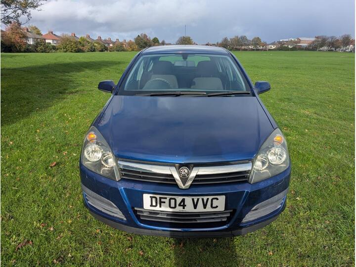 Vauxhall Astra 1.4i 16v Life 5dr
