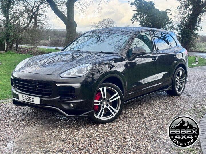 Porsche CAYENNE 3.0 TD V6 TiptronicS 4WD Euro 6 (s/s) 5dr Porsche CAYENNE 3.0 TD V6 TiptronicS 4WD Euro 6 (s/s) 5dr