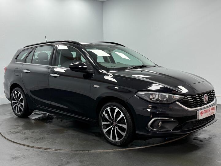 Fiat Tipo 1.6 MultiJetII Lounge Euro 6 (s/s) 5dr